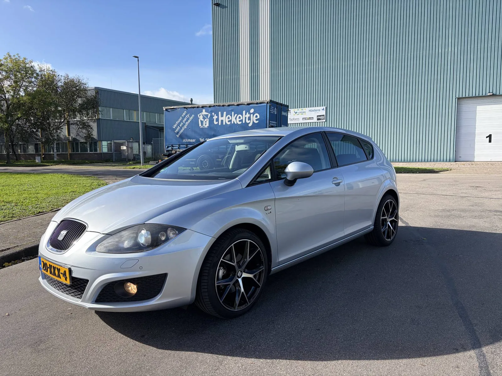 SEAT Leon (2010) — foto 1