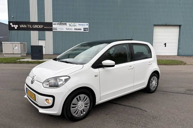 Volkswagen Up! (2012)