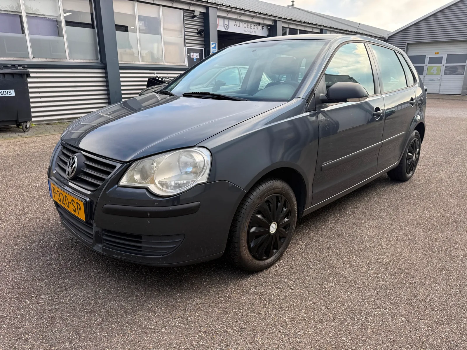 Volkswagen Polo (2006) — foto 1