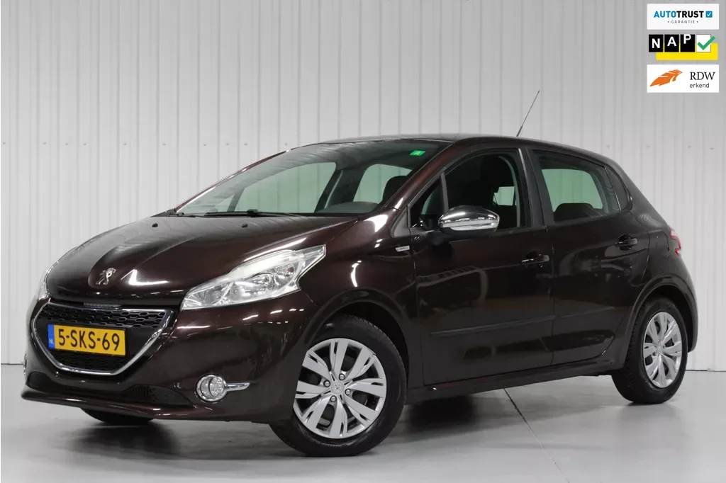 Peugeot 208 (2013) — foto 1