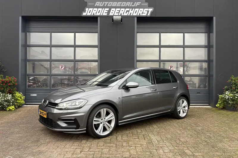 Volkswagen Golf (2017)