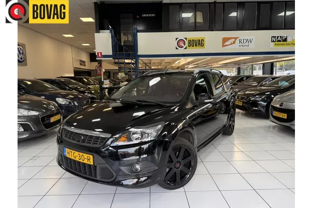 Ford Focus (2010) — foto 1