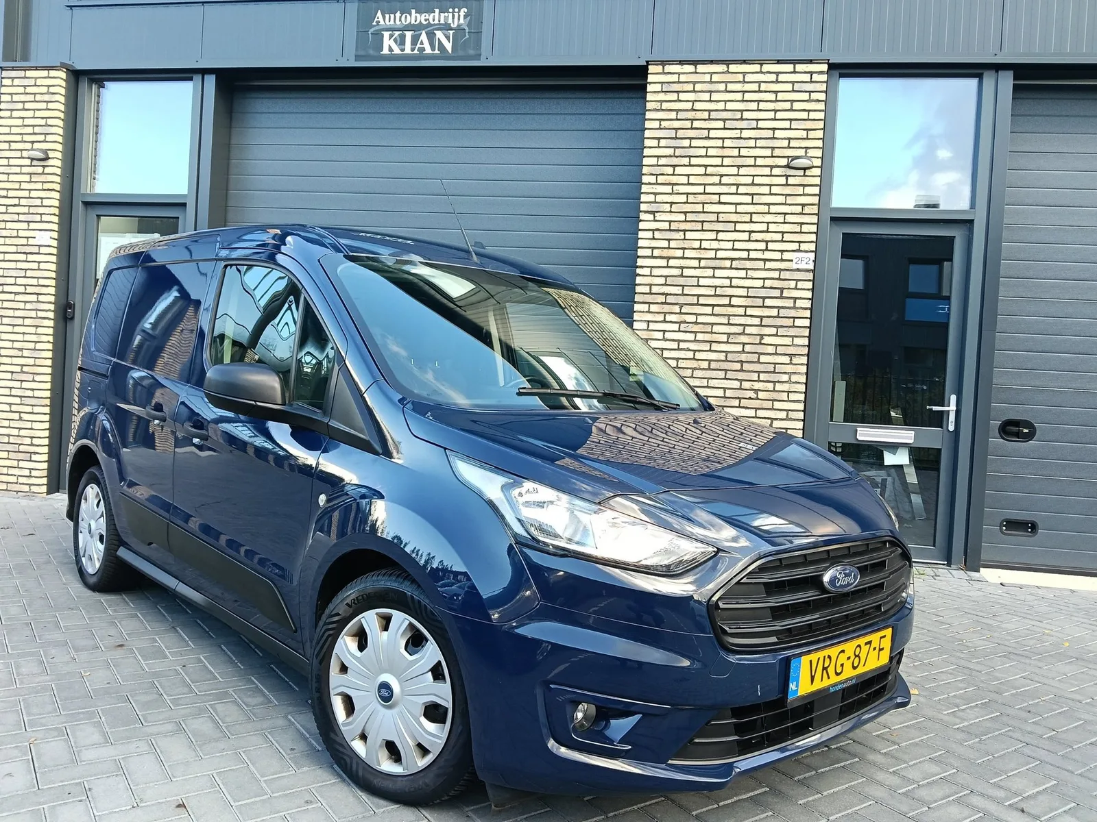 Ford Transit Connect (2022) — foto 1