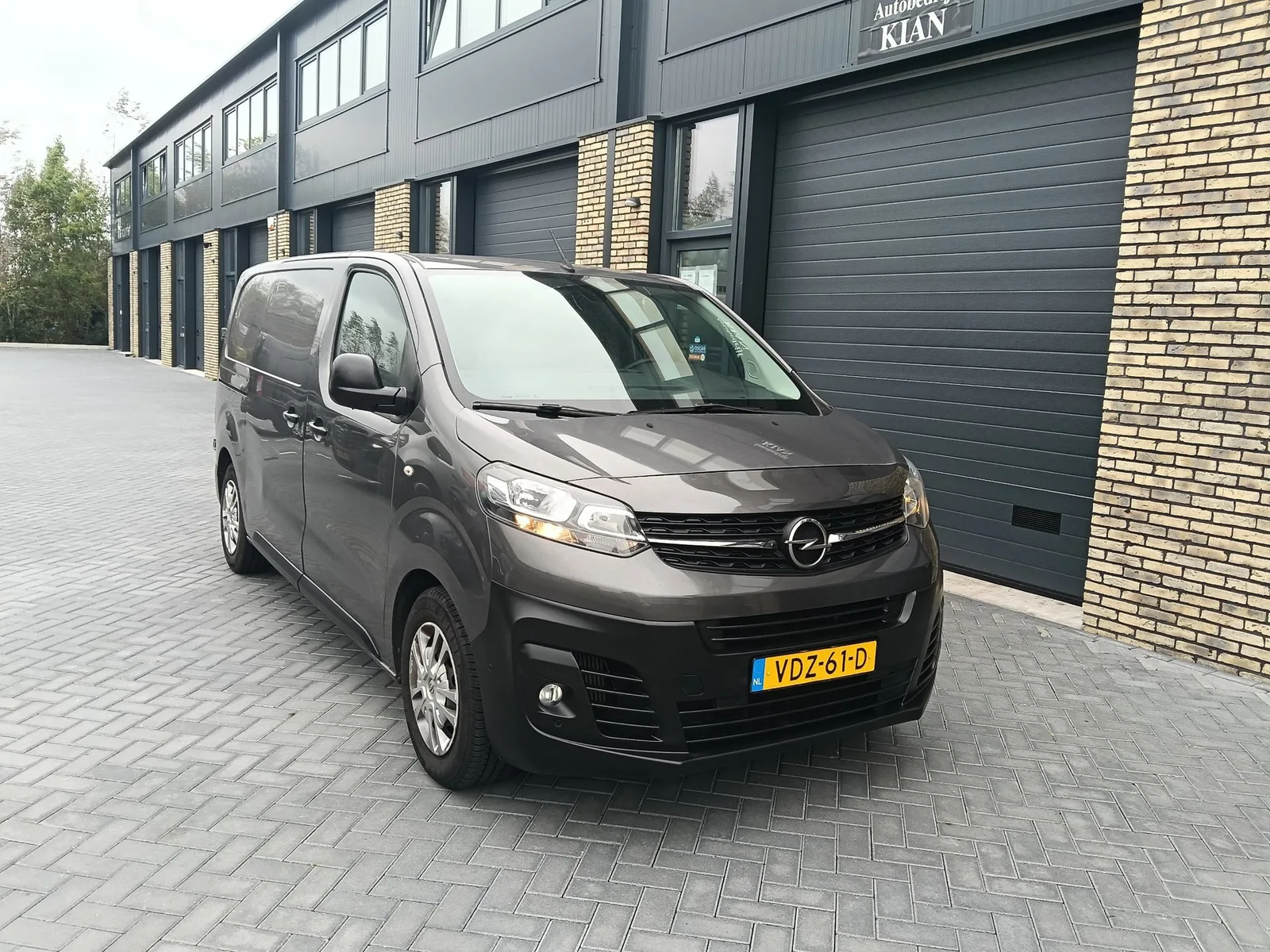 Opel Vivaro (2020) — foto 1