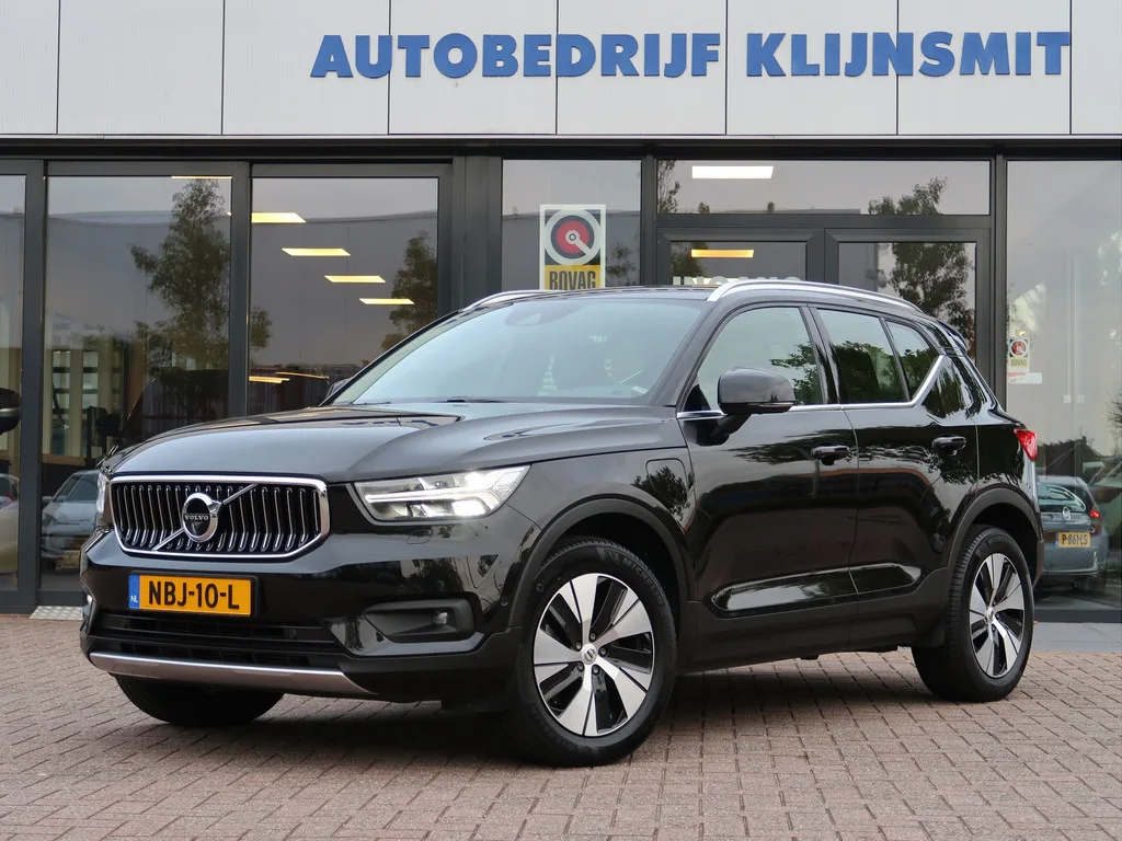 Volvo XC40 (2022) — foto 1