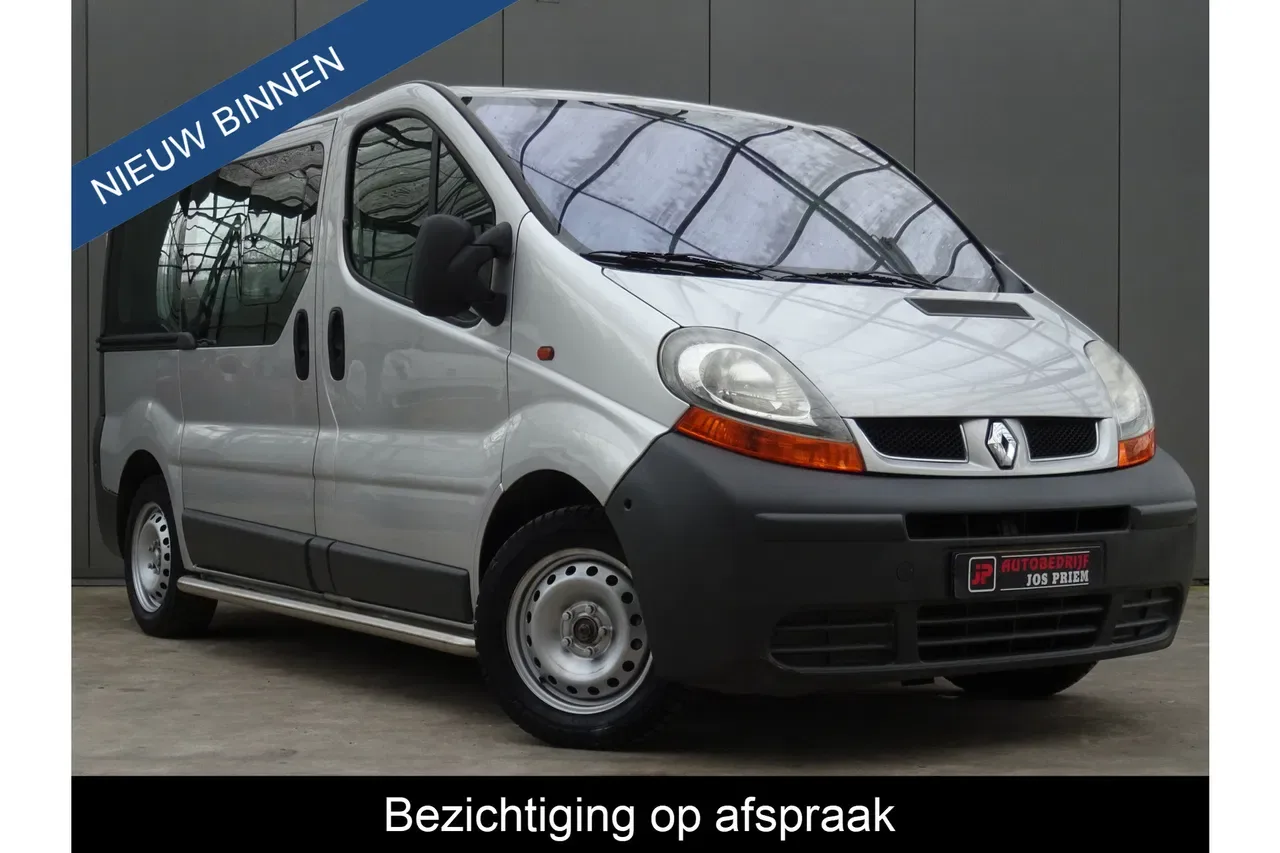 Renault Trafic (2003) — foto 1