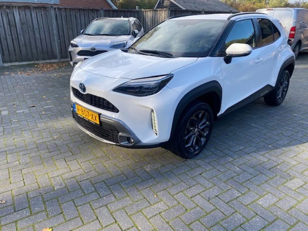 Toyota Yaris Cross (2022) — foto 1