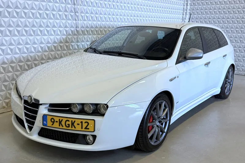 Alfa Romeo 159 (2013)