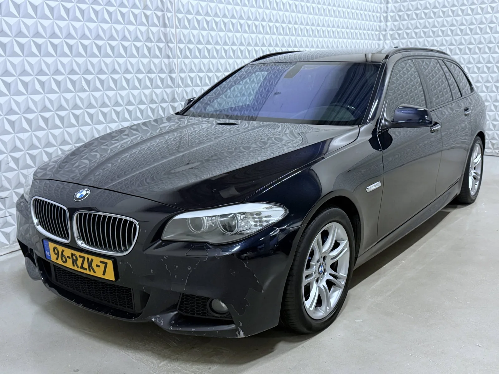 BMW 5-Serie (2011) — foto 1