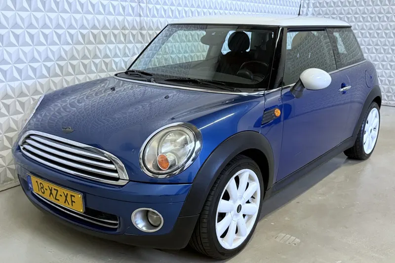 MINI Cooper (2007)