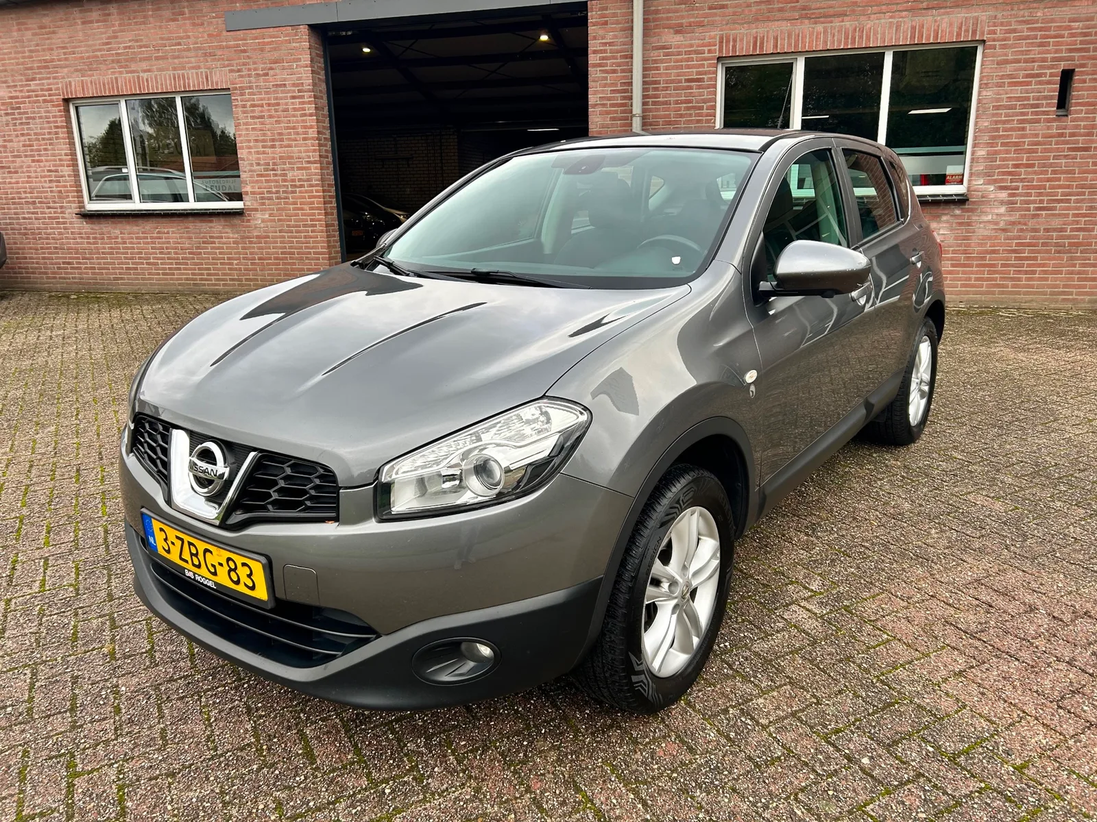 Nissan Qashqai (2012) — foto 1