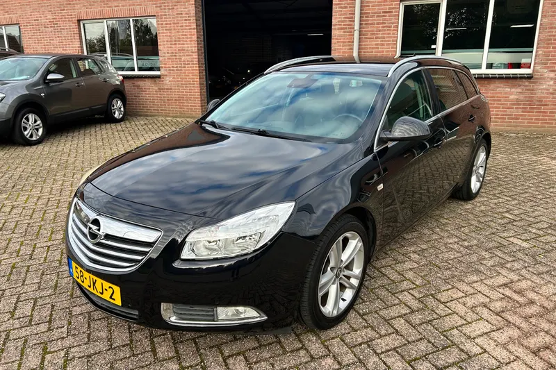 Opel Insignia (2009)