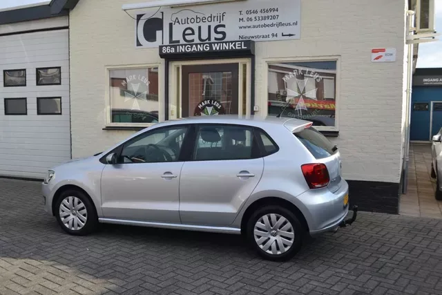 Volkswagen Polo (2014) — foto 1