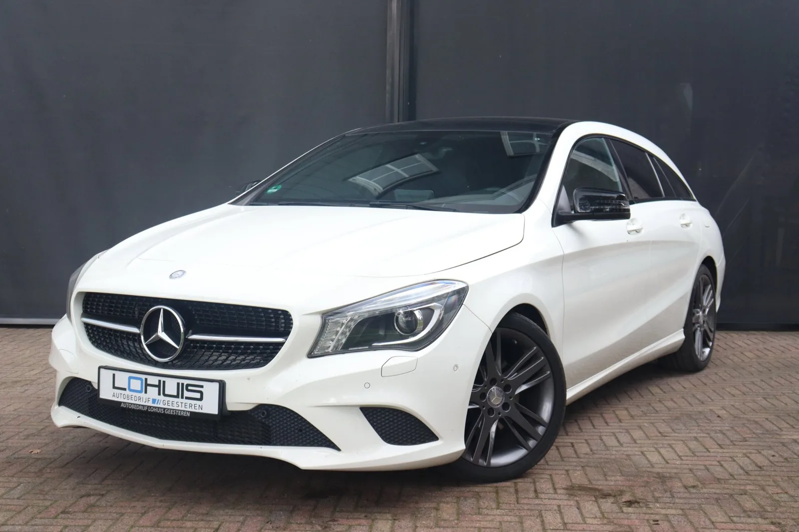 Mercedes-Benz CLA-Klasse (2015) — foto 1