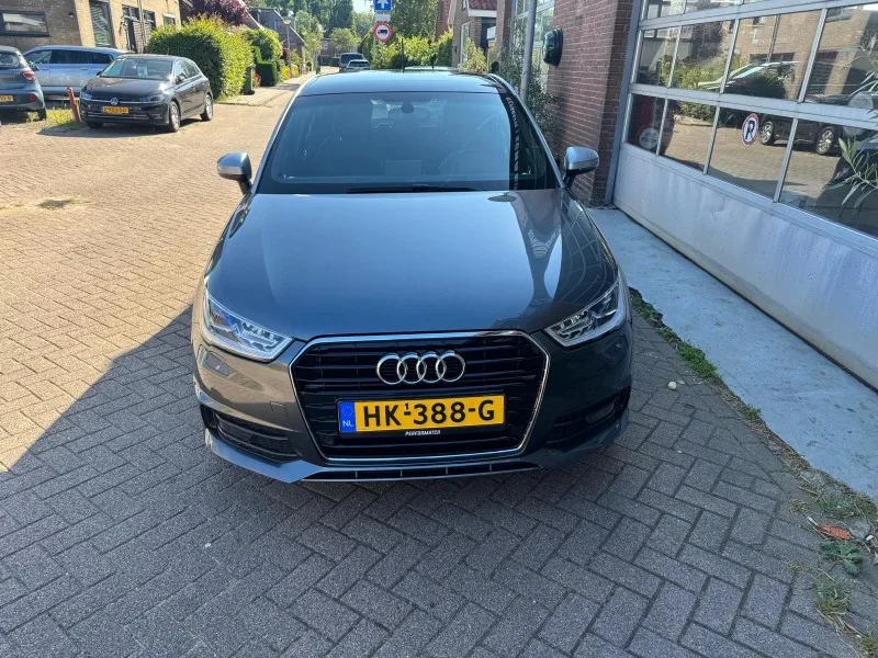 Audi A1 (2015) — foto 1