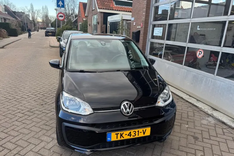 Volkswagen Up! (2018)
