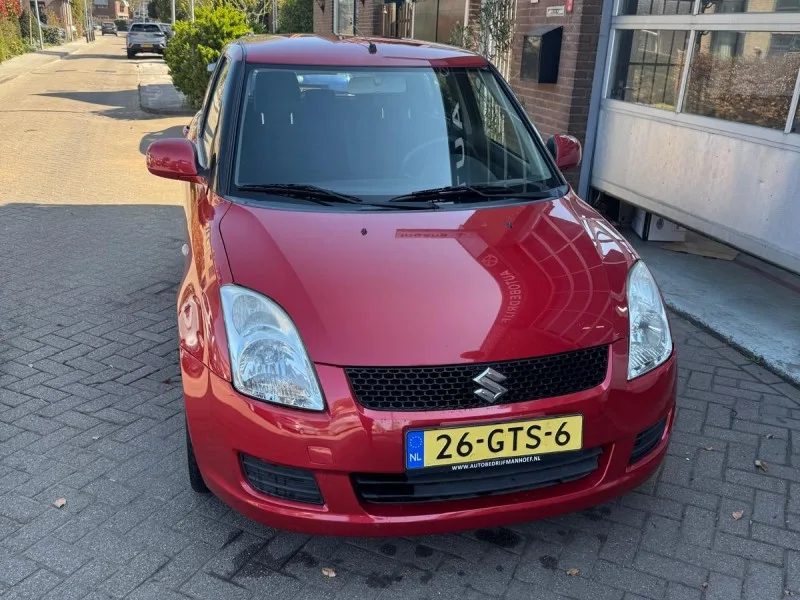 Suzuki Swift (2008) — foto 1