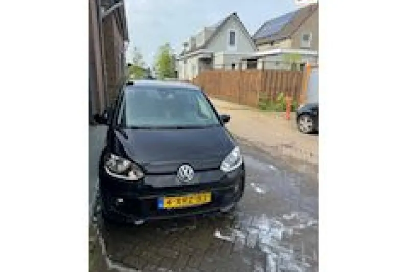 Volkswagen Up! (2014)