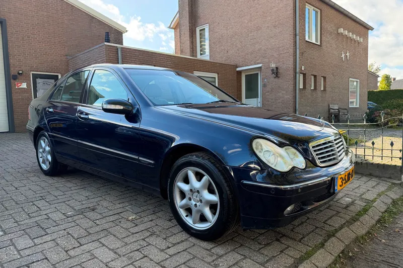 Mercedes-Benz C-Klasse (2003)