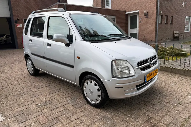 Opel Agila (2003)