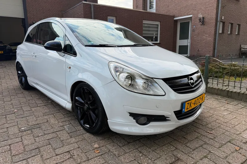 Opel Corsa (2009)