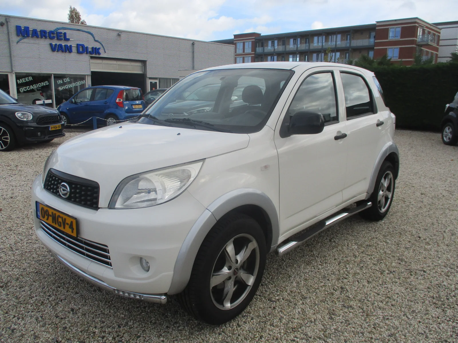 Daihatsu Terios (2010) — foto 1