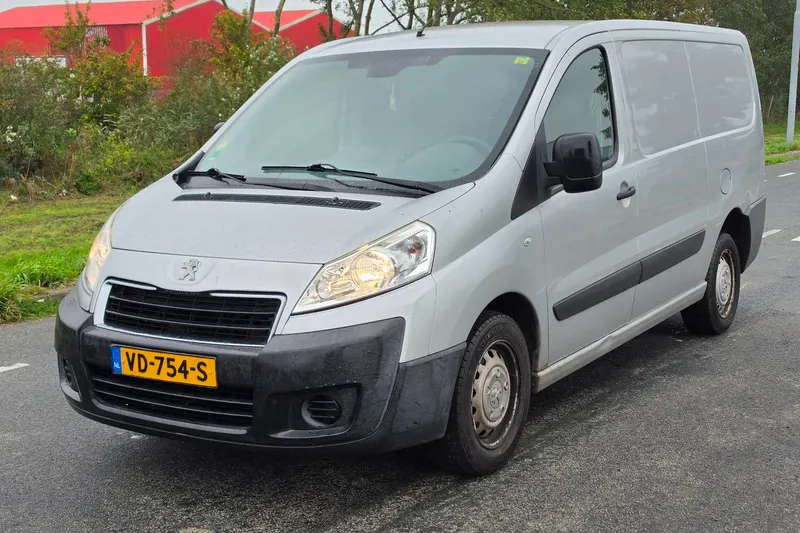 Peugeot Expert (2013)