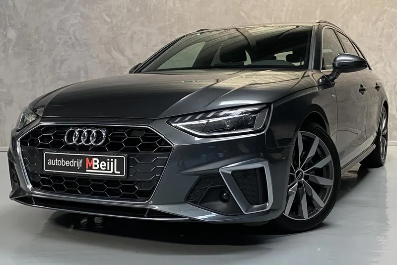 Audi A4 (2021)
