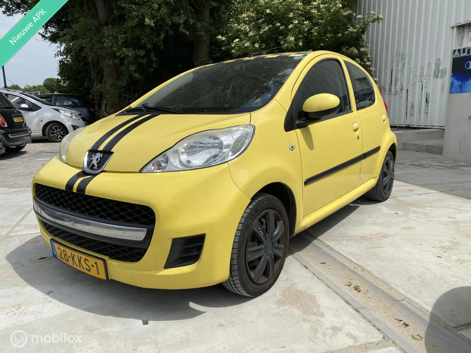 Peugeot 107 (2009) — foto 1