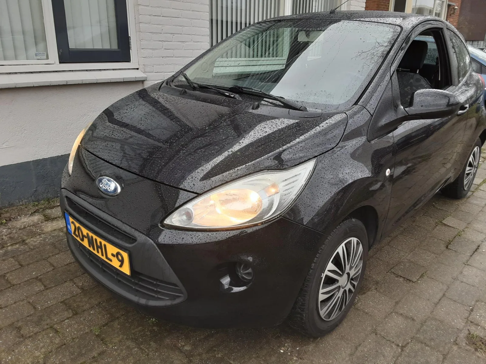 Ford Ka (2010) — foto 1