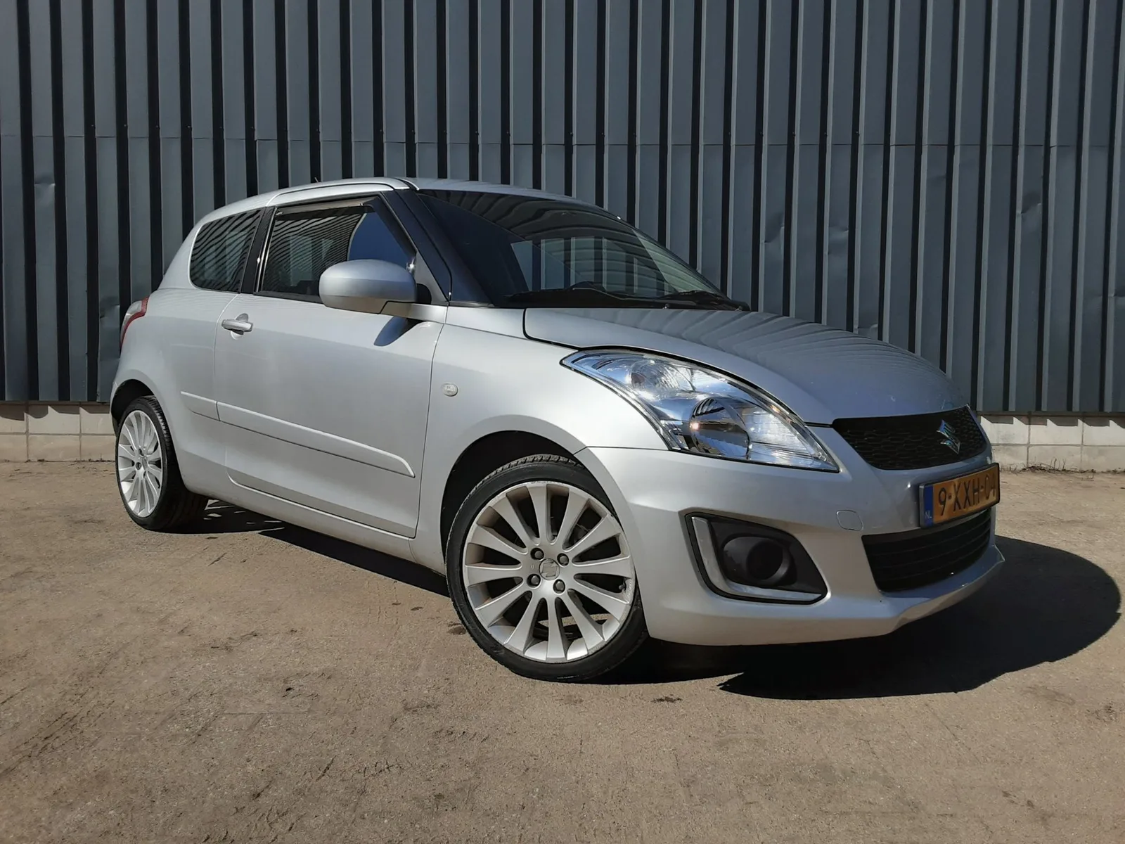 Suzuki Swift (2014) — foto 1