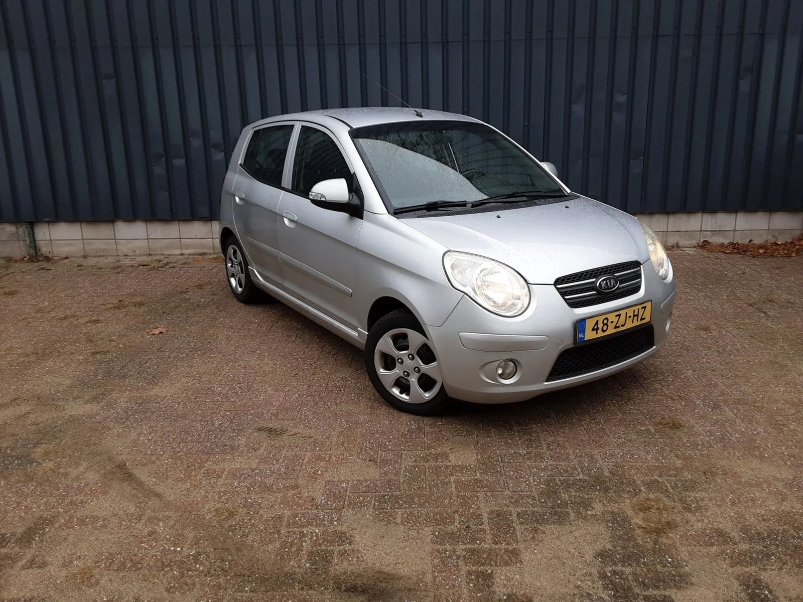 Kia Picanto (2008) — foto 1