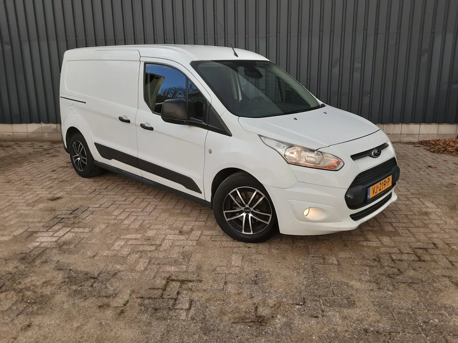 Ford Transit Connect (2014) — foto 1