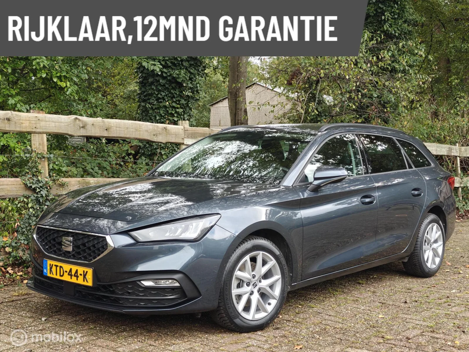 SEAT Leon Sportstourer (2021) — foto 1