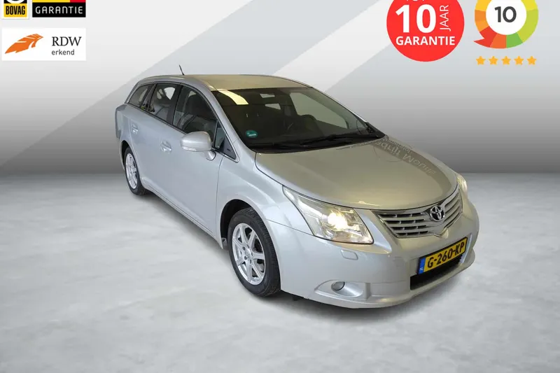 Toyota Avensis (2011)