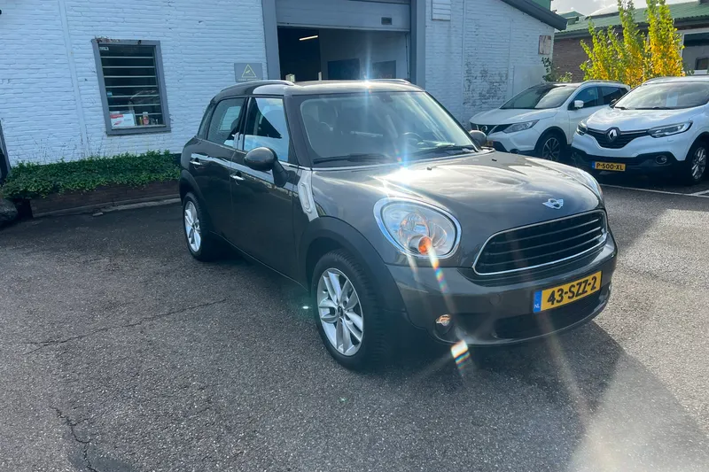 MINI Countryman (2011)