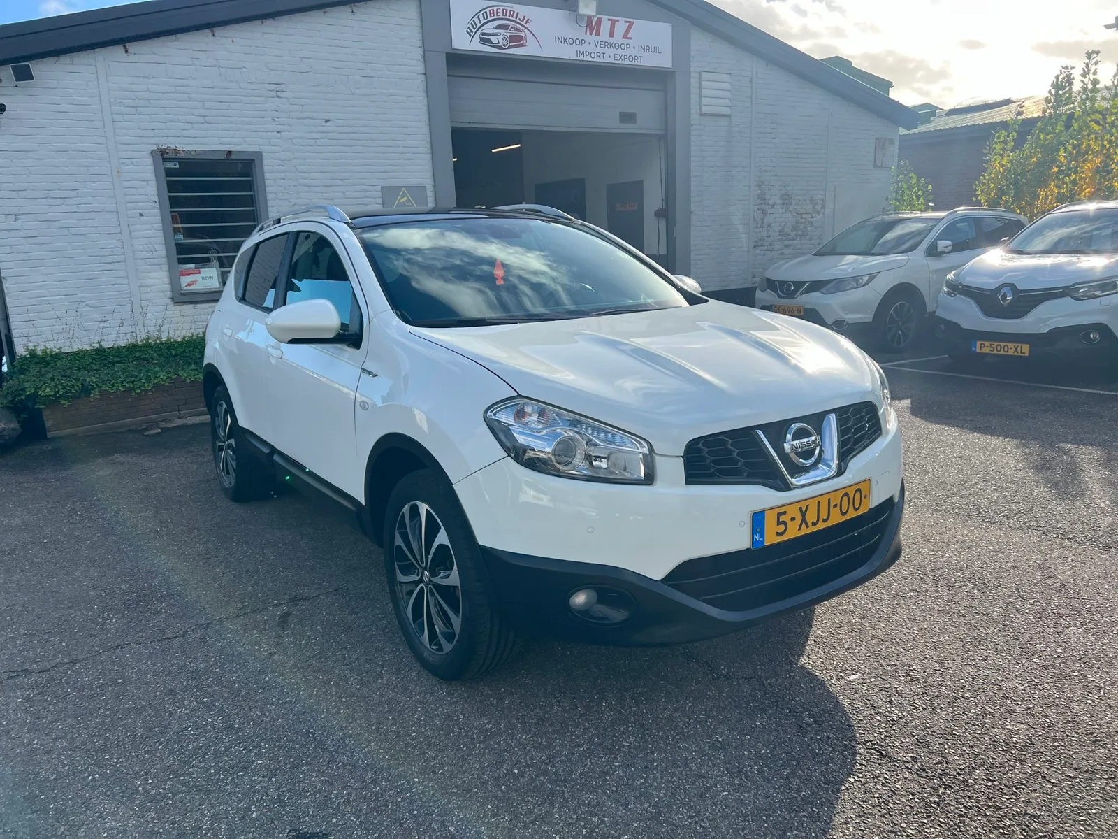 Nissan Qashqai (2011) — foto 1