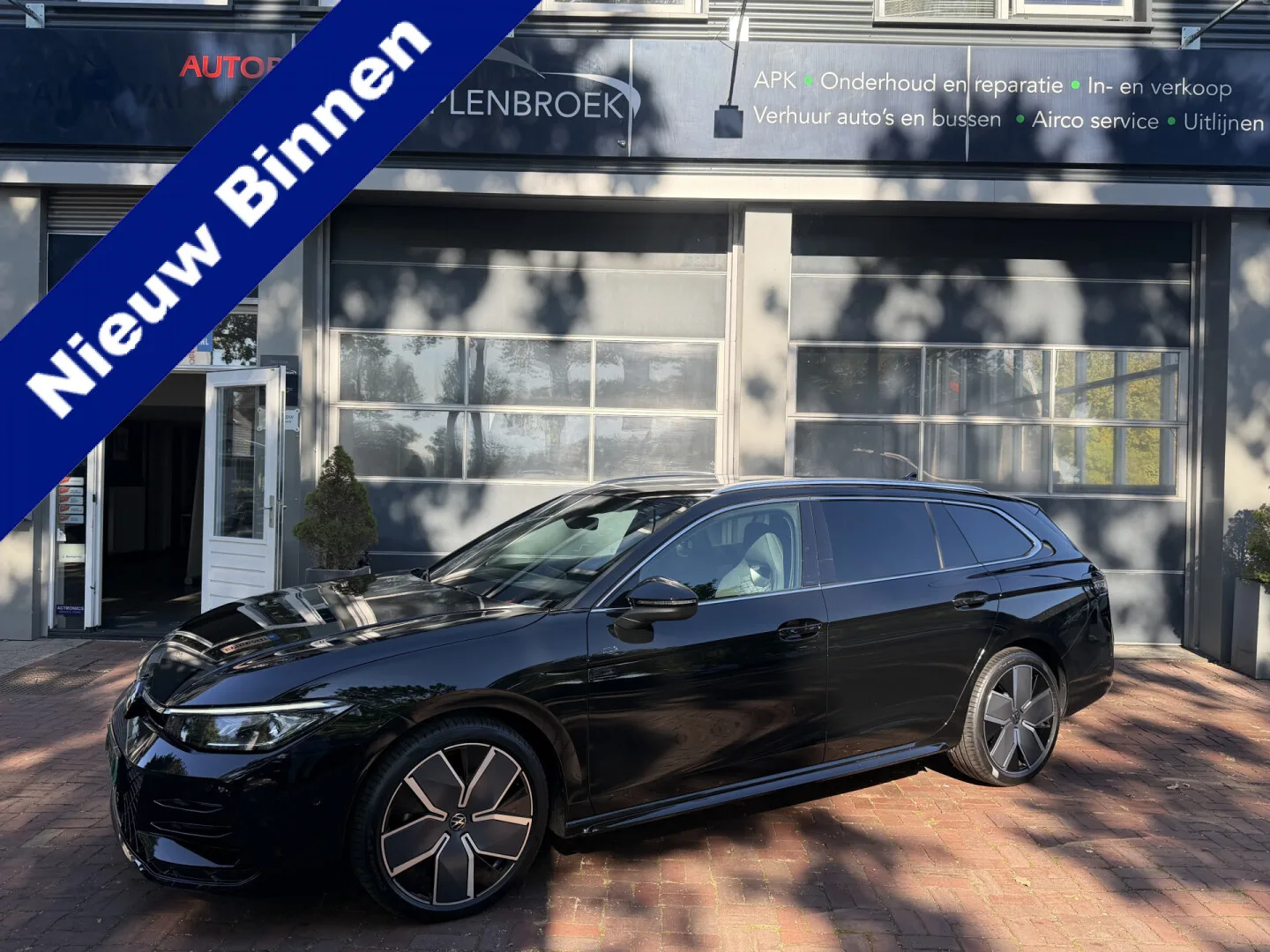 Volkswagen Passat (2025) — foto 1