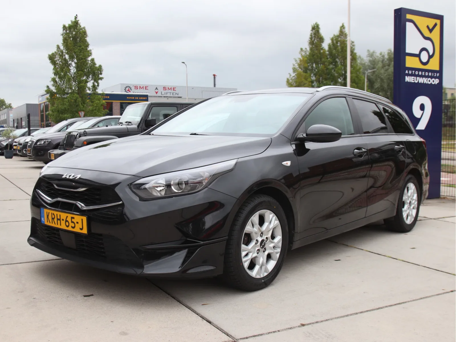 Kia Ceed (2022) — foto 1