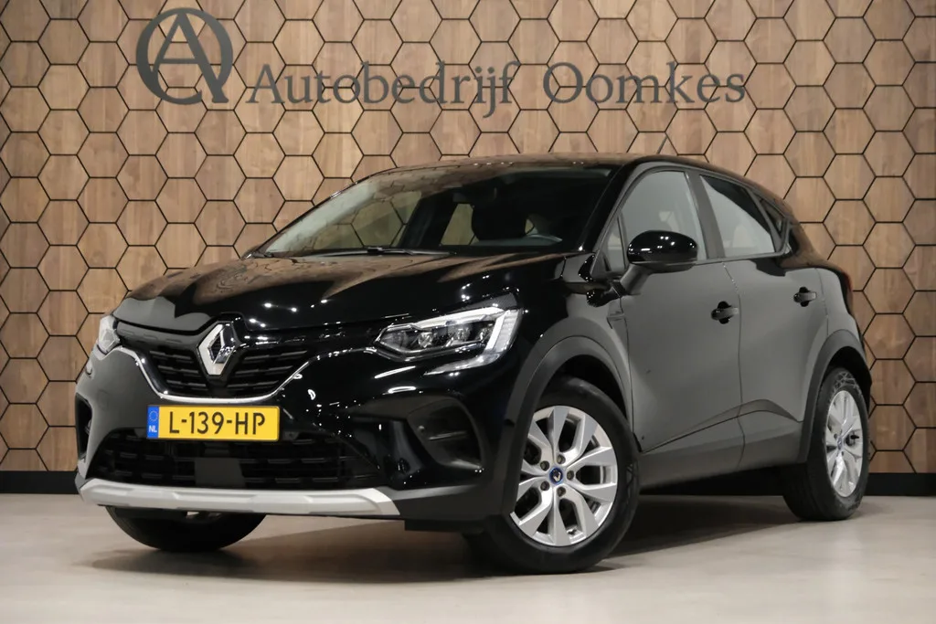 Renault Captur (2021) — foto 1