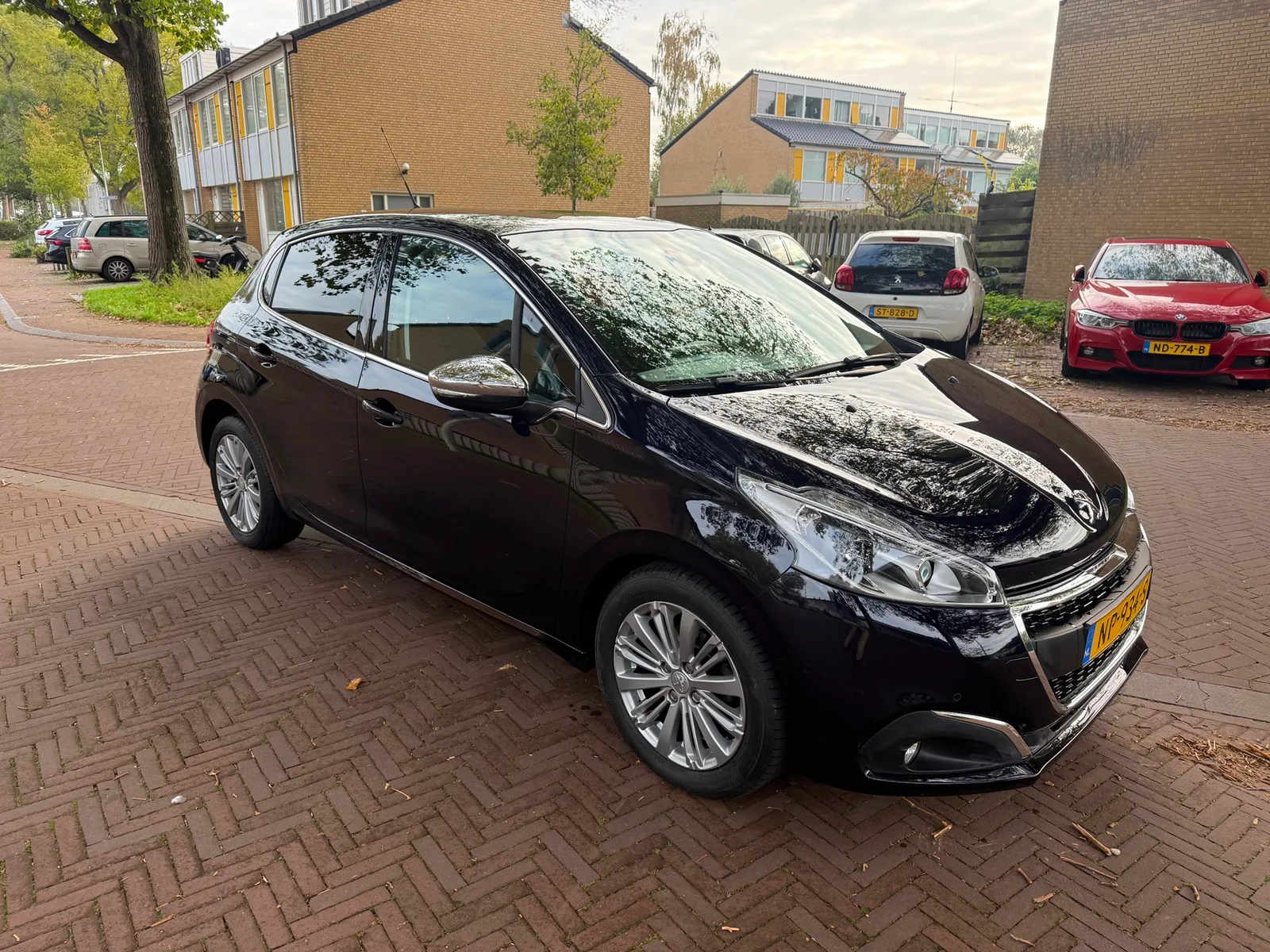 Peugeot 208 (2017) — foto 1