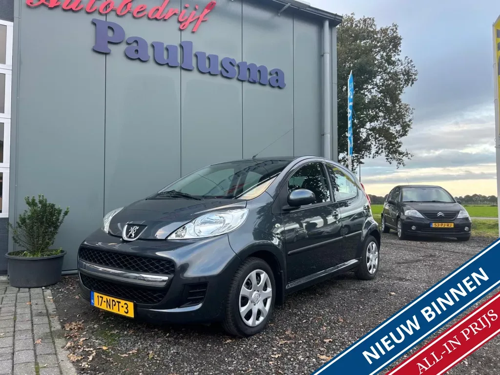 Peugeot 107 (2010) — foto 1
