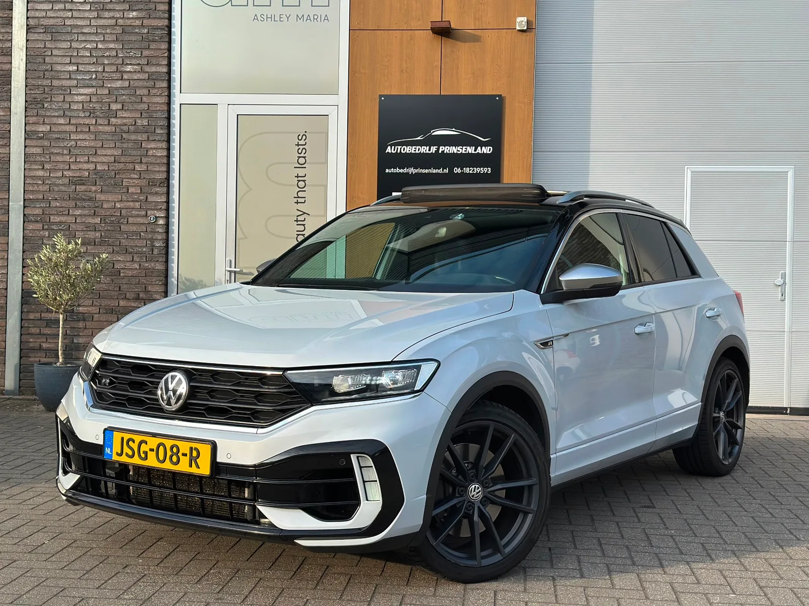 Volkswagen T-Roc (2020) — foto 1