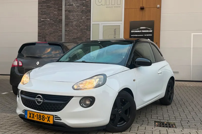 Opel Adam (2015)
