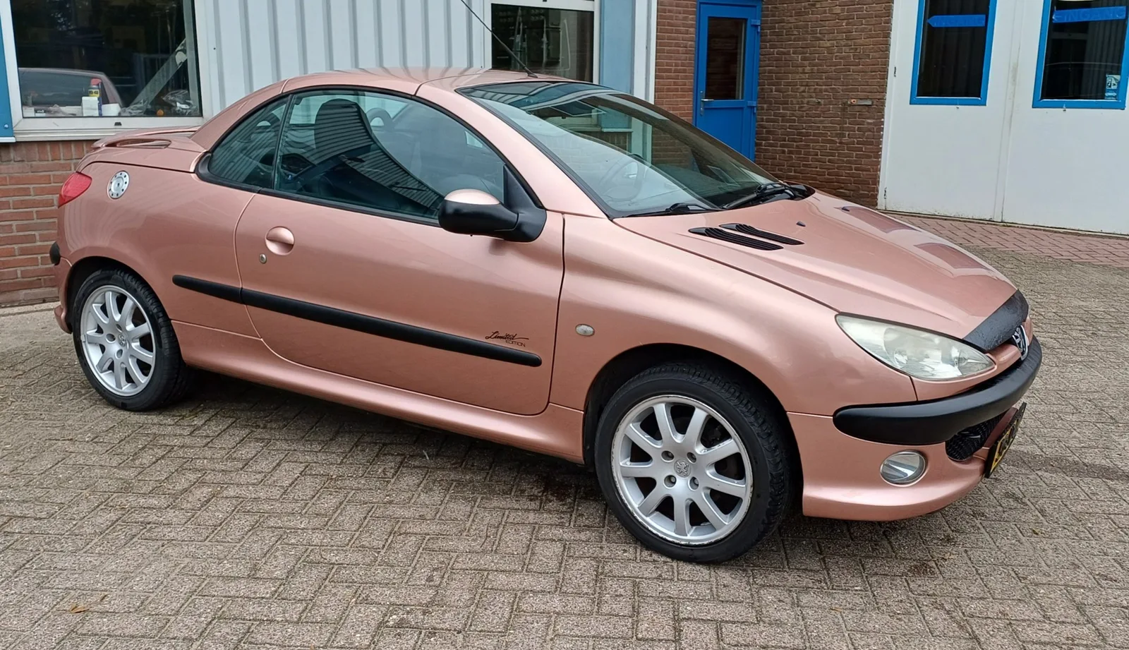 Peugeot 206 (2002) — foto 1