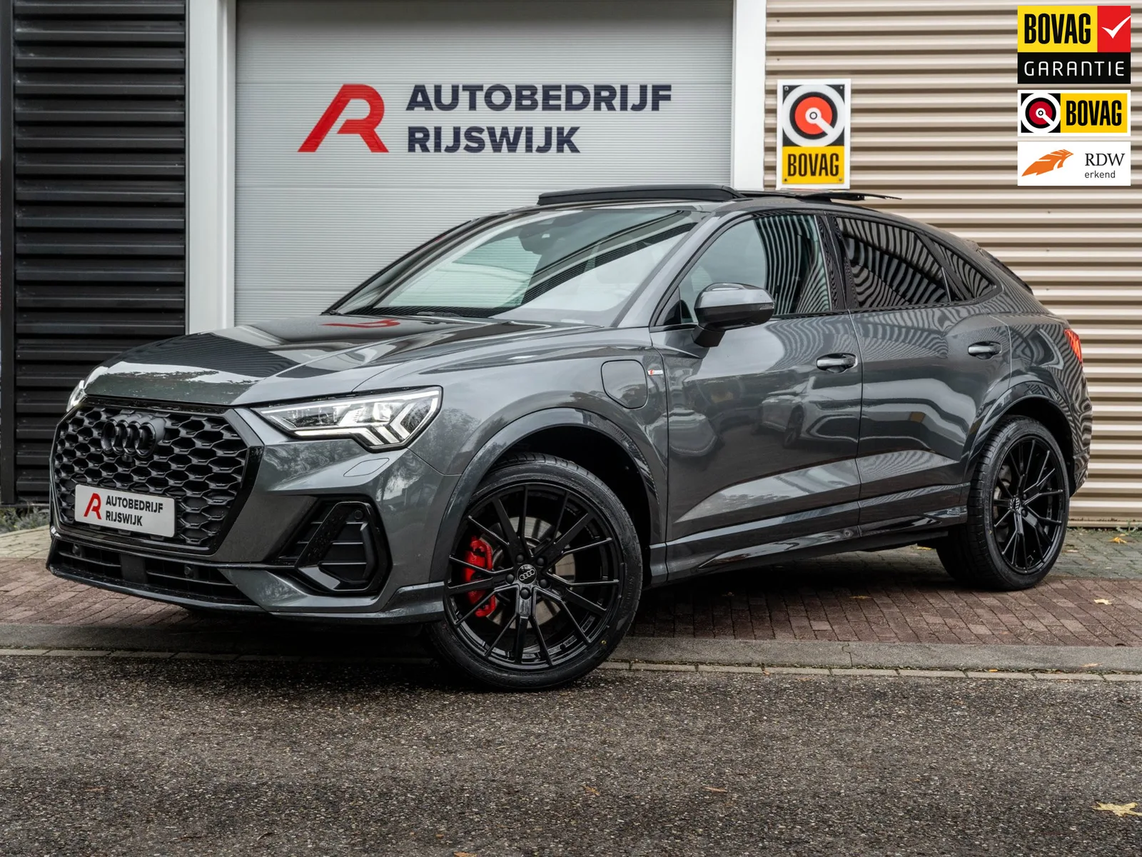 Audi Q3 Sportback (2023) — foto 1