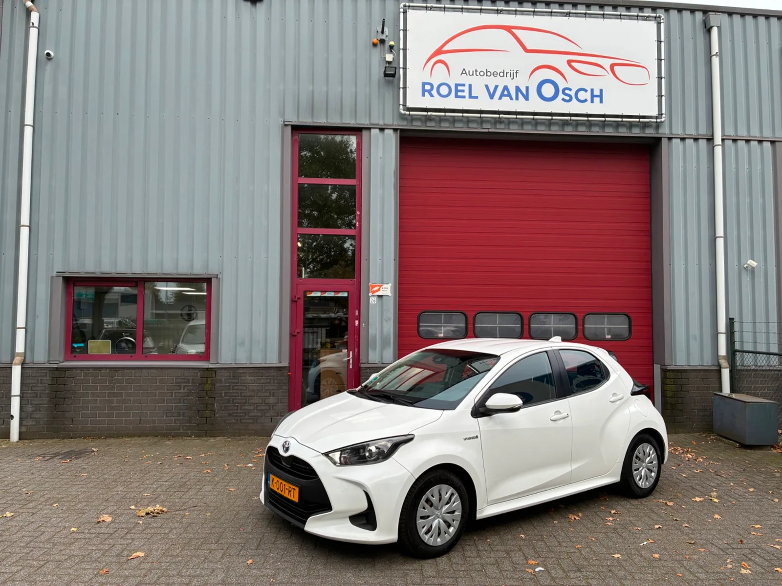 Toyota Yaris (2021) — foto 1