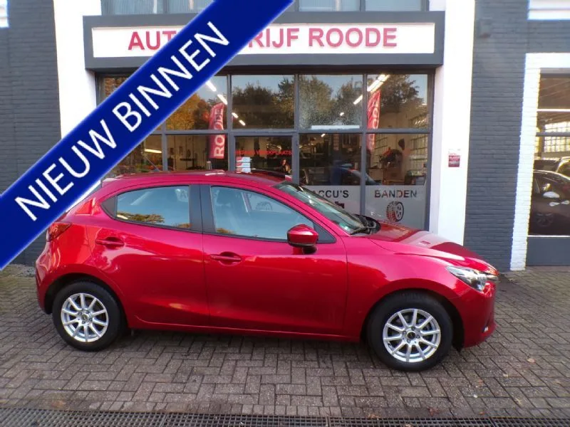 Mazda 2 (2018) — foto 1