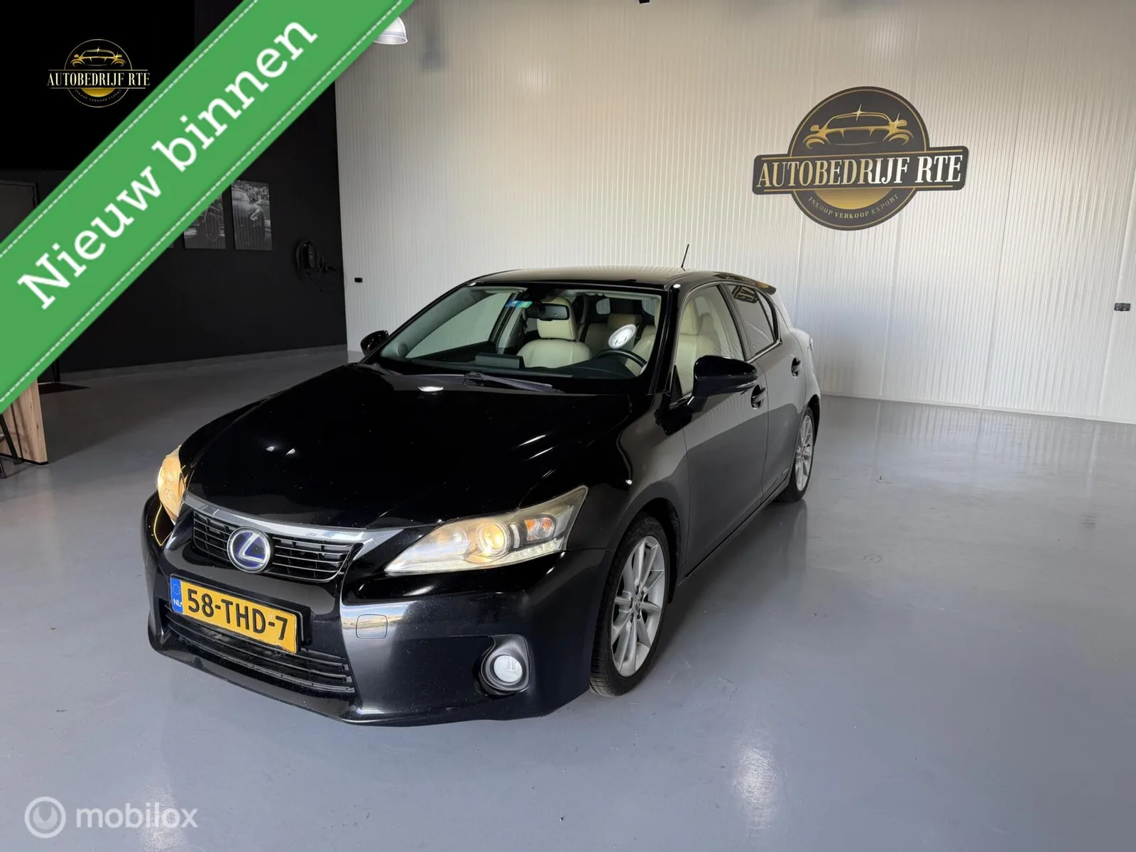 Lexus CT (2012) — foto 1