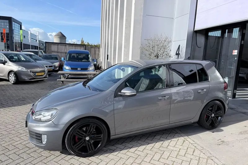 Volkswagen Golf (2009)